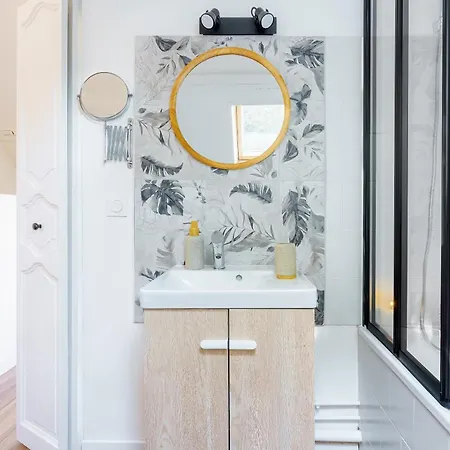 Maisonnette Bleu Horizon Avec Jardin - 2min Gare - Serenito Homes Apartmán