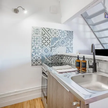 Maisonnette Bleu Horizon Avec Jardin - 2min Gare - Serenito Homes Apartment *